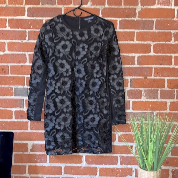 French Connection Dress Leather Floral Back Zip Long Sleeve Black Size 4 - Picture 1 of 7